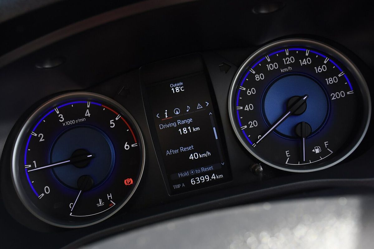2018 Toyota Hilux SR5 GUN126R 4X4
