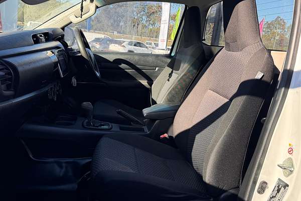 2017 Toyota Hilux Workmate TGN121R Rear Wheel Drive