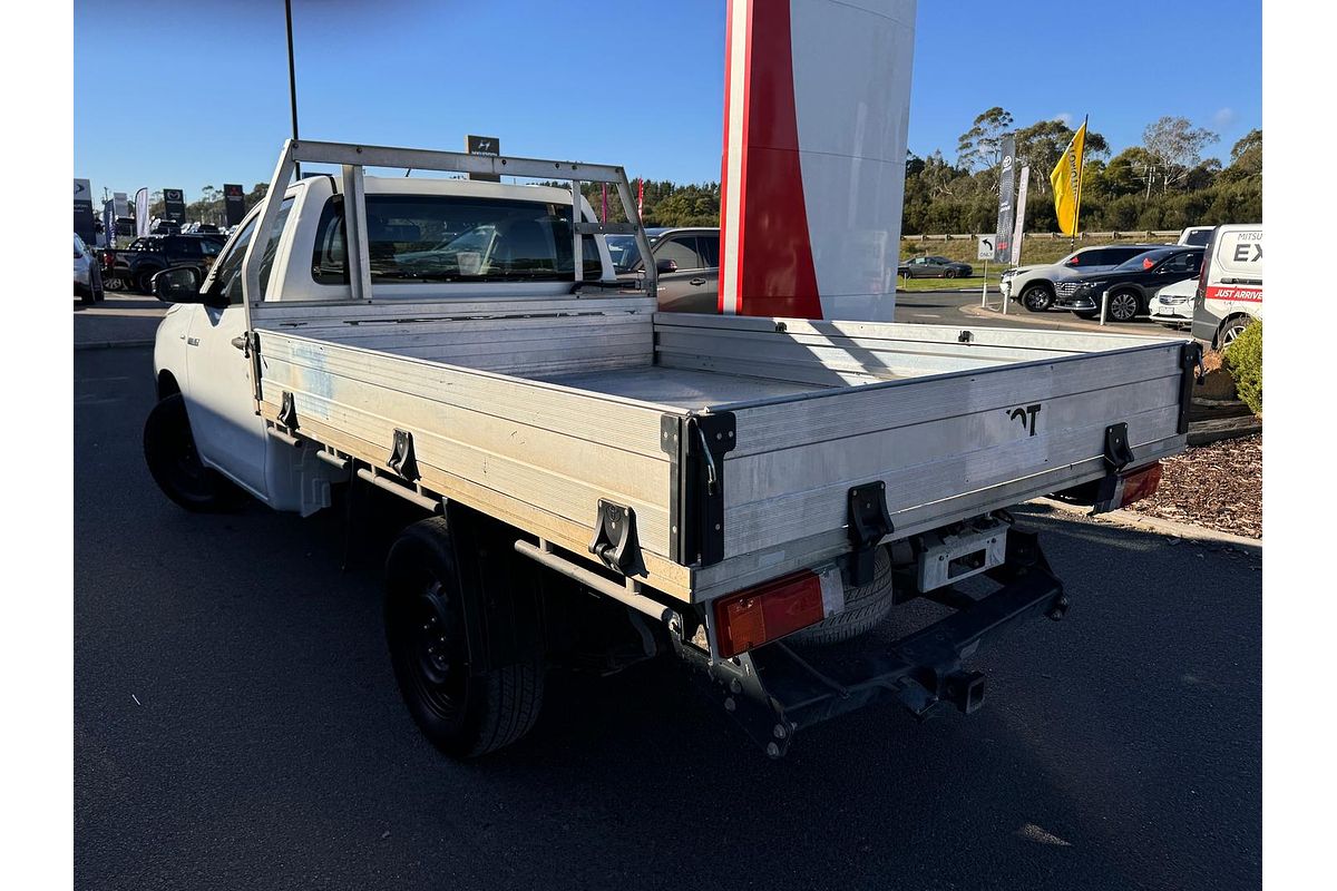 2017 Toyota Hilux Workmate TGN121R Rear Wheel Drive