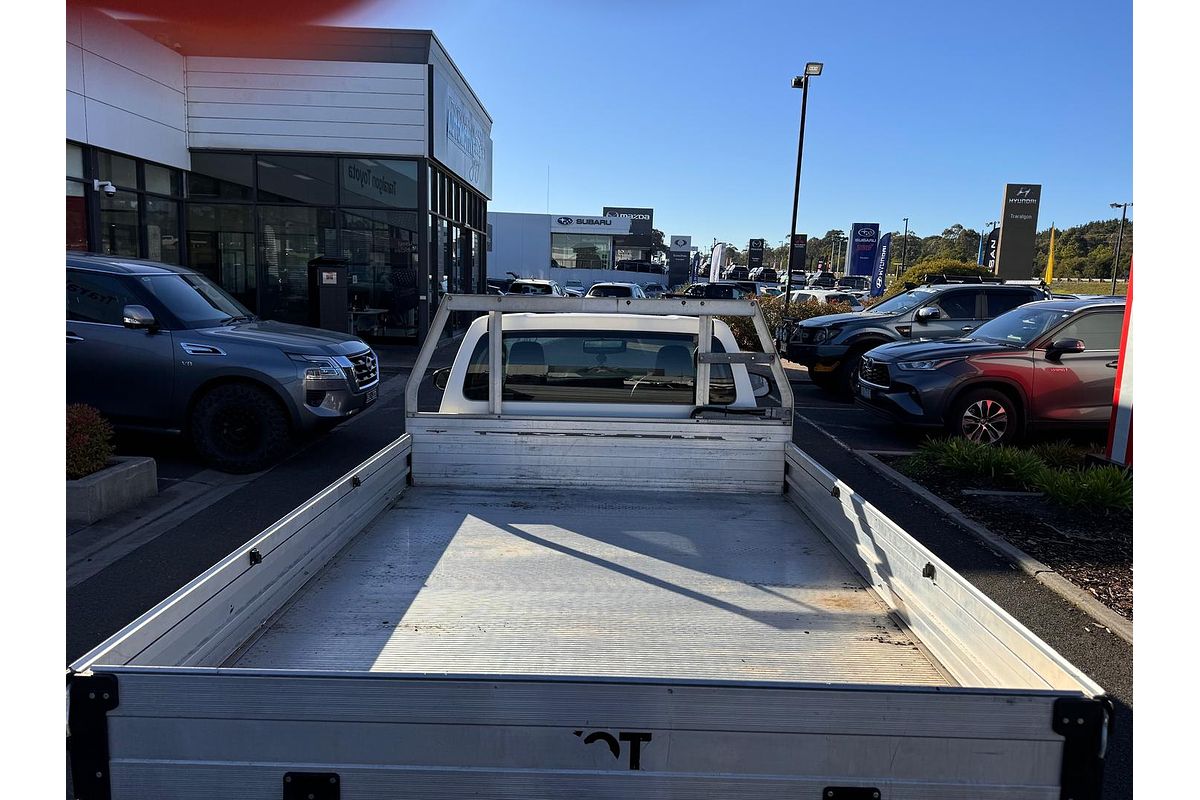 2017 Toyota Hilux Workmate TGN121R Rear Wheel Drive