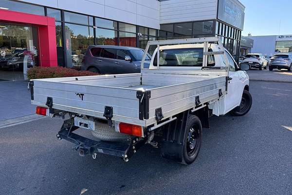2017 Toyota Hilux Workmate TGN121R Rear Wheel Drive