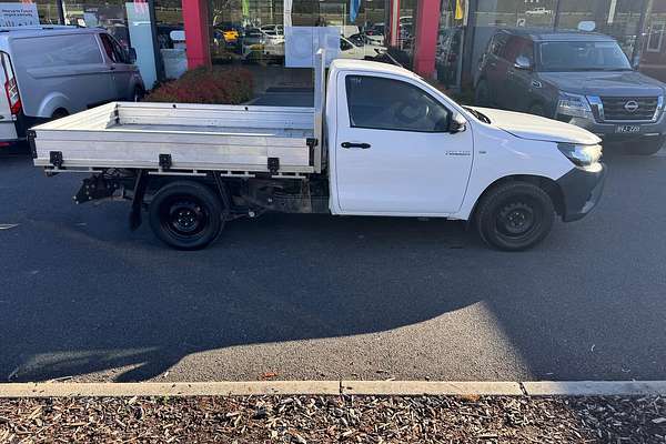 2017 Toyota Hilux Workmate TGN121R Rear Wheel Drive