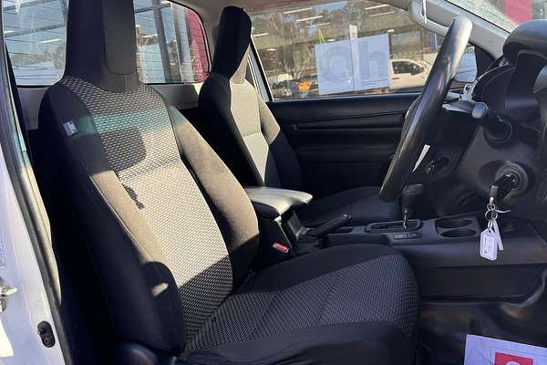 2017 Toyota Hilux Workmate TGN121R Rear Wheel Drive