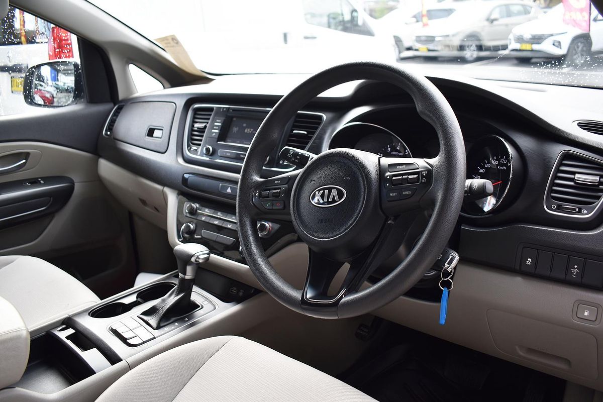 2018 Kia Carnival S YP