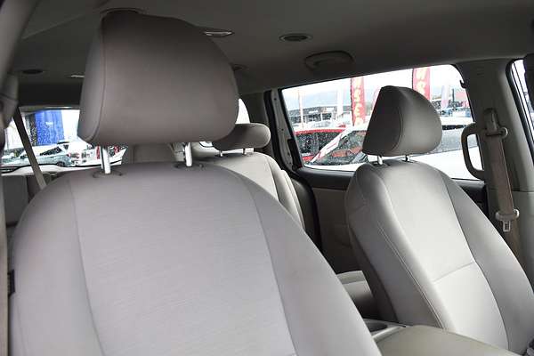2018 Kia Carnival S YP
