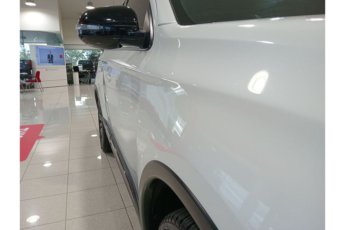 2019 Mitsubishi Outlander Black Edition ZL