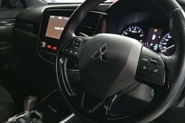 2019 Mitsubishi Outlander Black Edition ZL