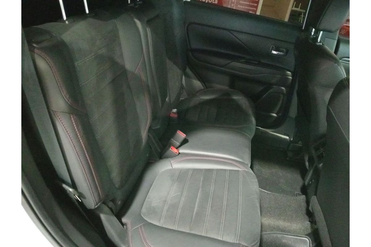 2019 Mitsubishi Outlander Black Edition ZL