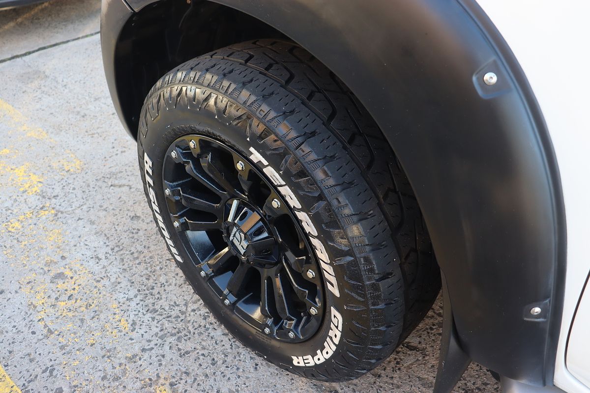 2018 Nissan Navara ST D23 Series 3 Rear Wheel Drive