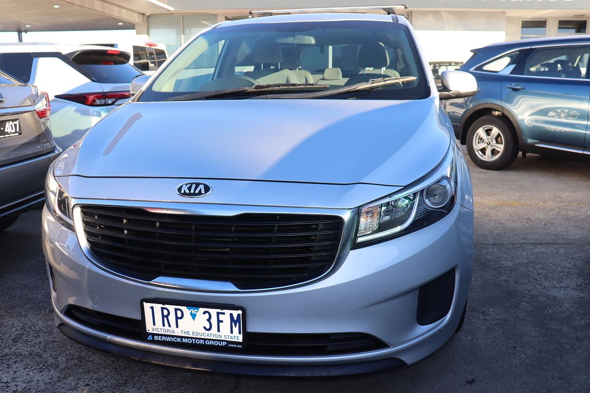 2017 Kia Carnival S YP