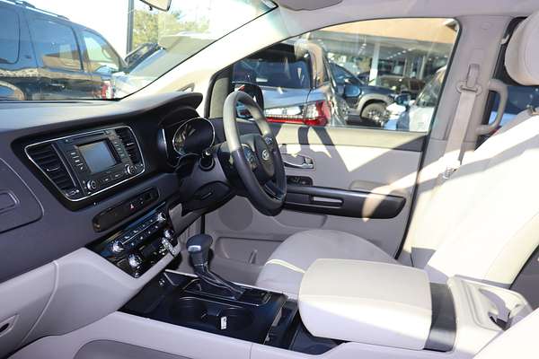 2017 Kia Carnival S YP
