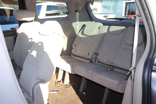 2017 Kia Carnival S YP