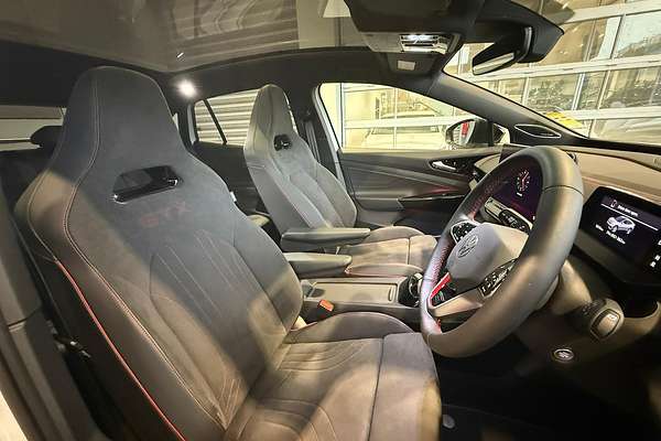 2025 Volkswagen ID.5 GTX E2