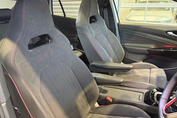 2025 Volkswagen ID.5 GTX E2
