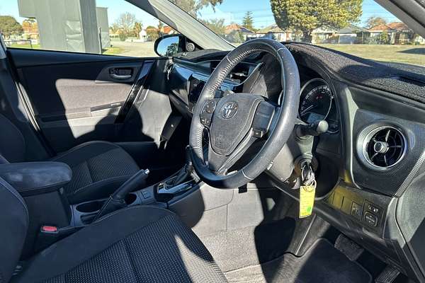 2017 Toyota Corolla Ascent Sport ZRE182R