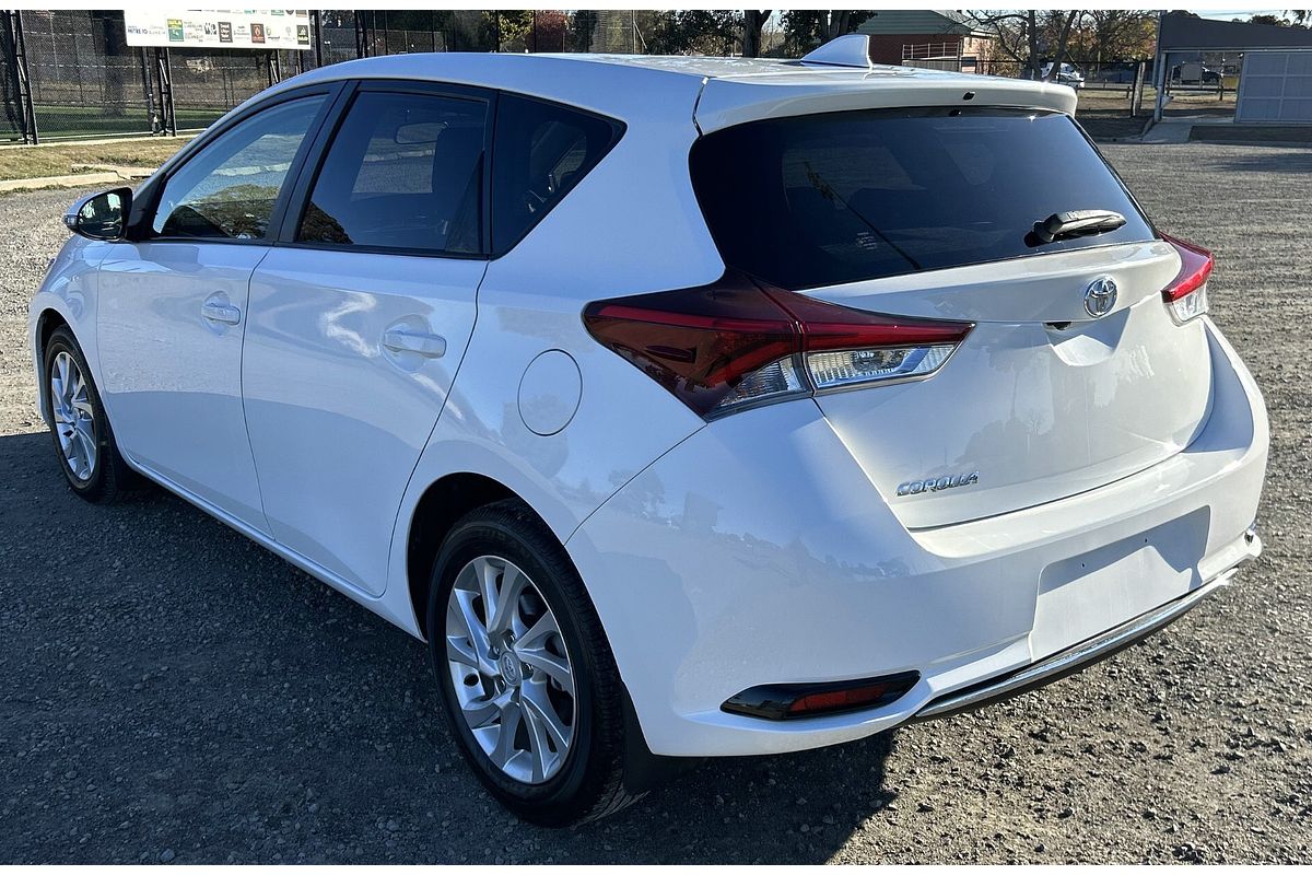 2017 Toyota Corolla Ascent Sport ZRE182R