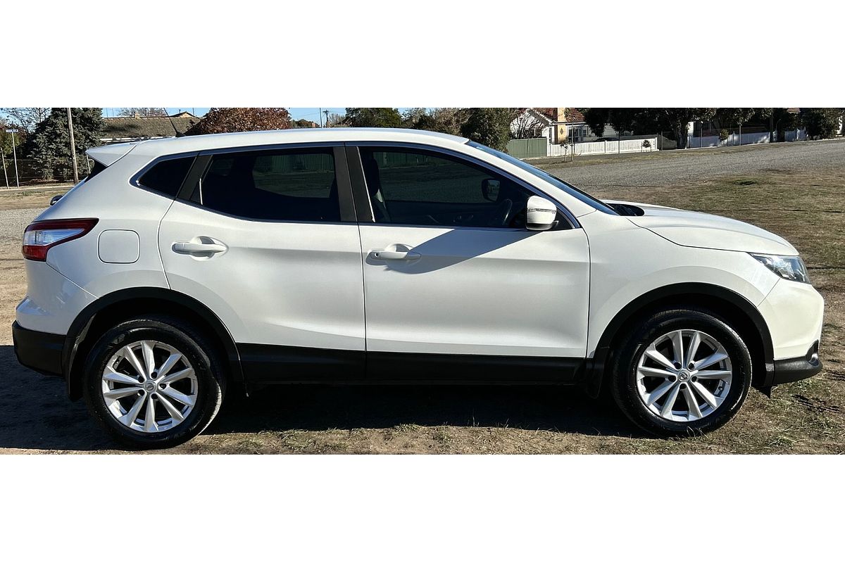 2015 Nissan QASHQAI ST J11