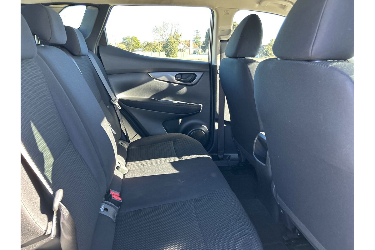 2015 Nissan QASHQAI ST J11