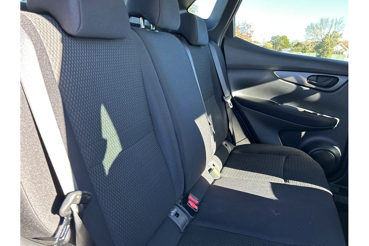2015 Nissan QASHQAI ST J11