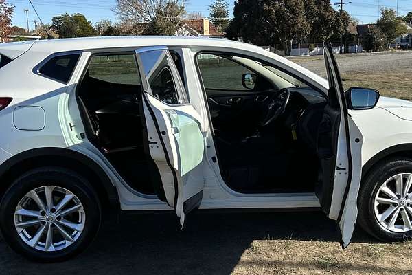 2015 Nissan QASHQAI ST J11