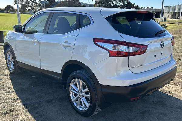 2015 Nissan QASHQAI ST J11