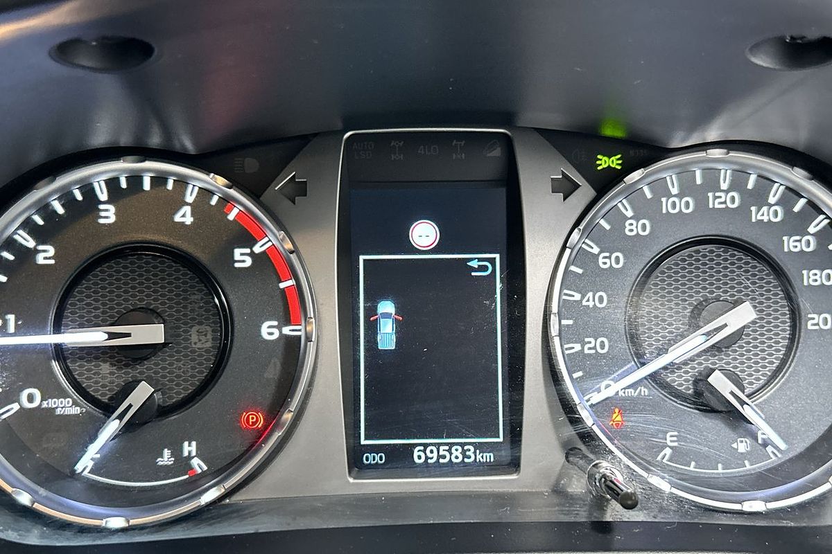 2020 Toyota Hilux SR GUN126R 4X4