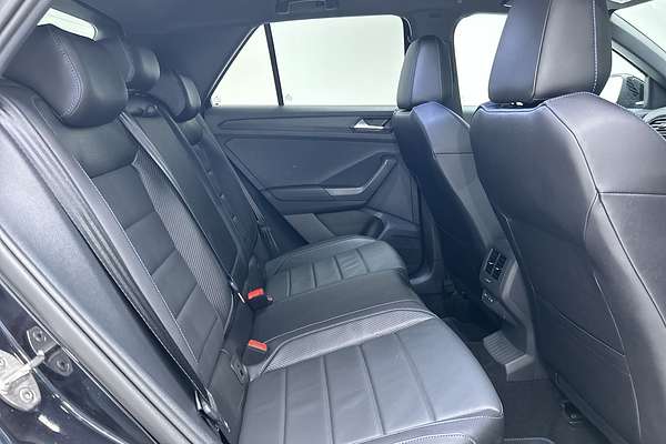 2023 Volkswagen T-Roc R D11