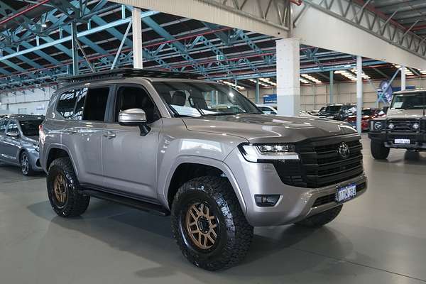 2024 Toyota Landcruiser VX FJA300R