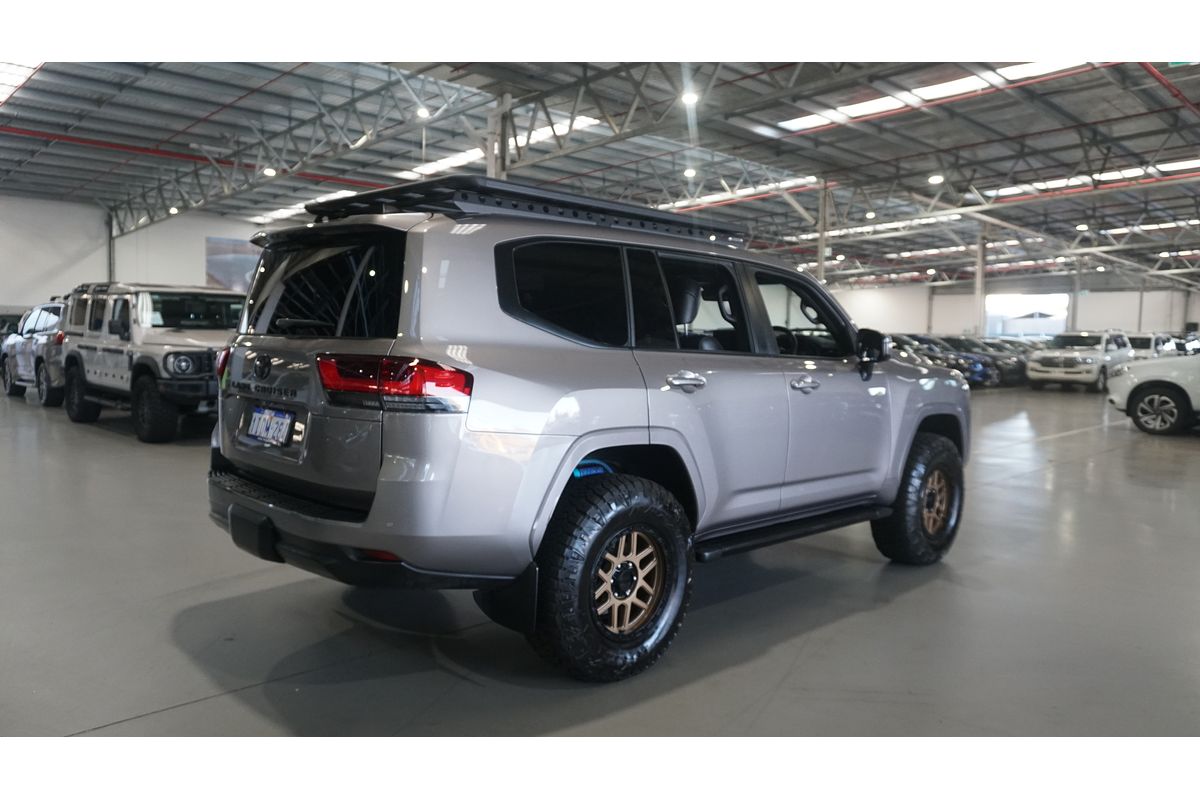 2024 Toyota Landcruiser VX FJA300R