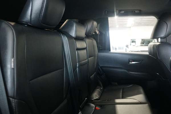 2024 Toyota Landcruiser VX FJA300R