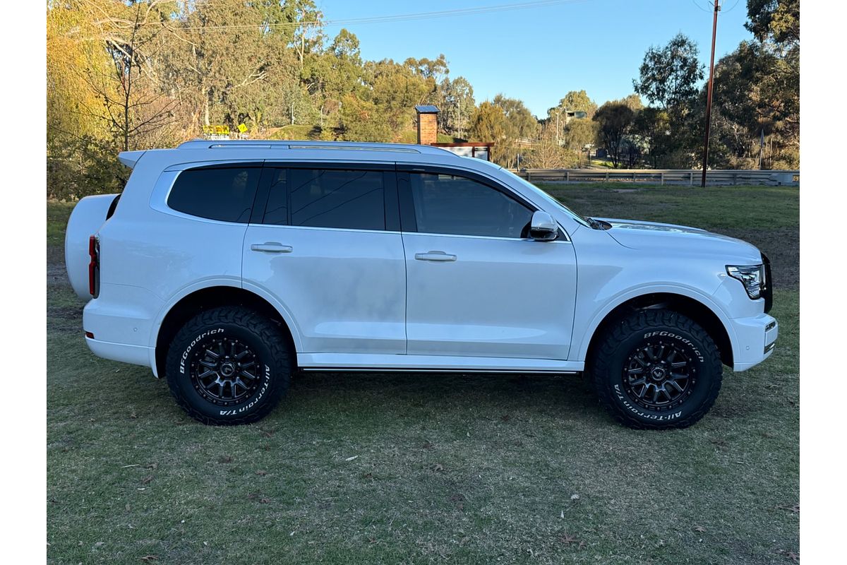 2024 GWM Tank 500 Ultra Hybrid P03