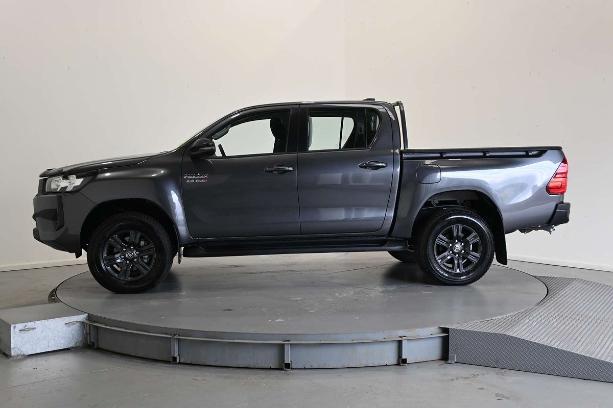2024 Toyota Hilux SR GUN126R 4X4