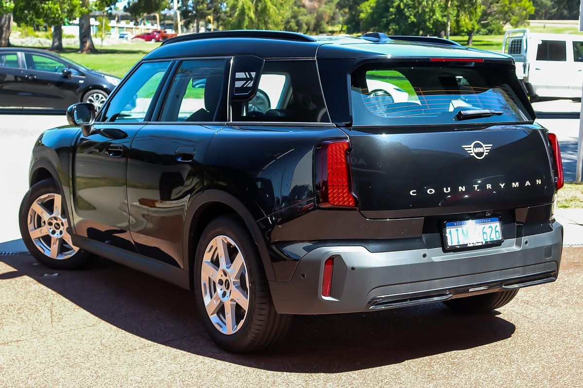 2024 MINI Countryman E Classic U25
