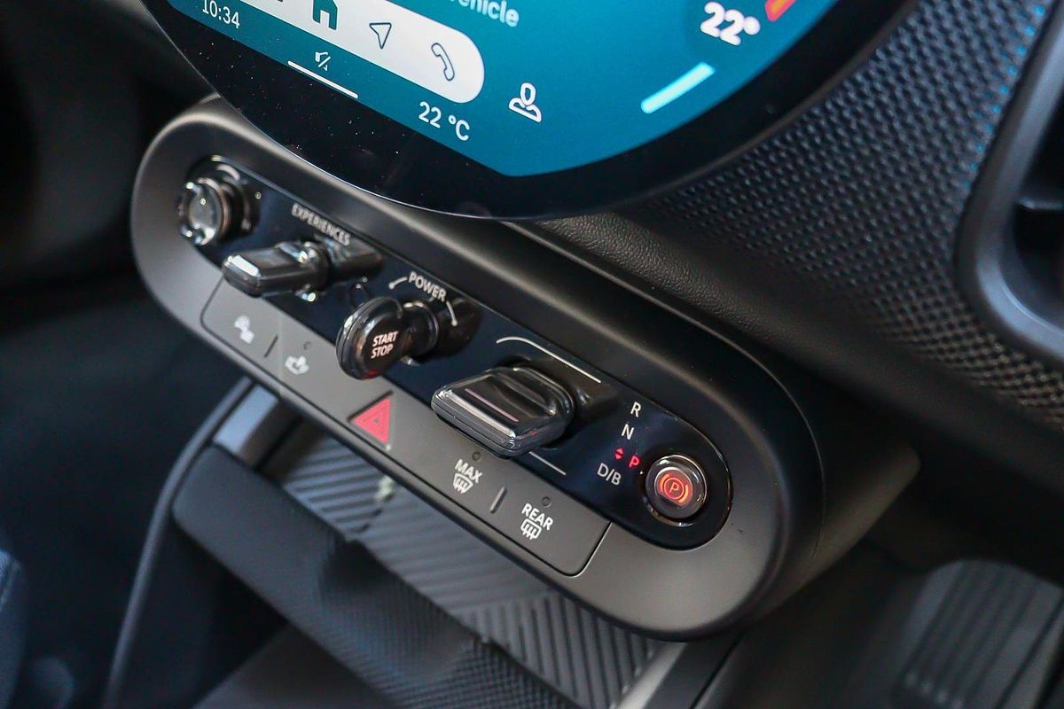 2024 MINI Countryman E Classic U25