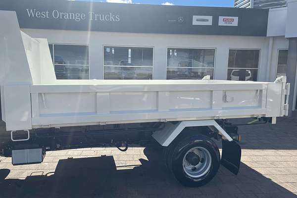 2024 Hino 300 Series 717 Tipper