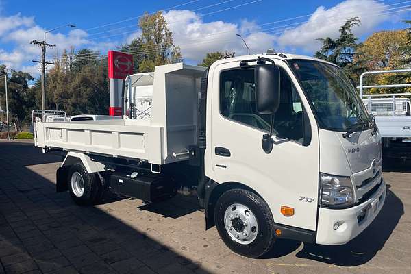 2024 Hino 300 Series 717 Tipper
