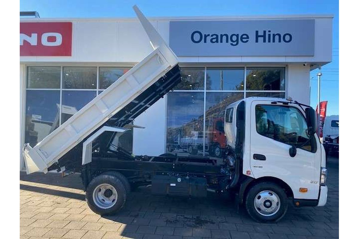 2024 Hino 300 Series 617 Tipper SWB