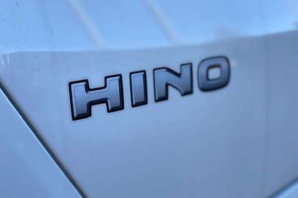 2024 Hino 300 Series 617 Tipper SWB