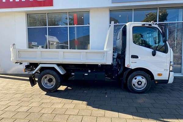 2024 Hino 300 Series 617 Tipper SWB