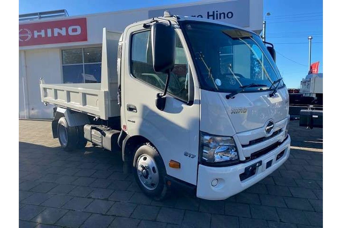2024 Hino 300 Series 617 Tipper SWB