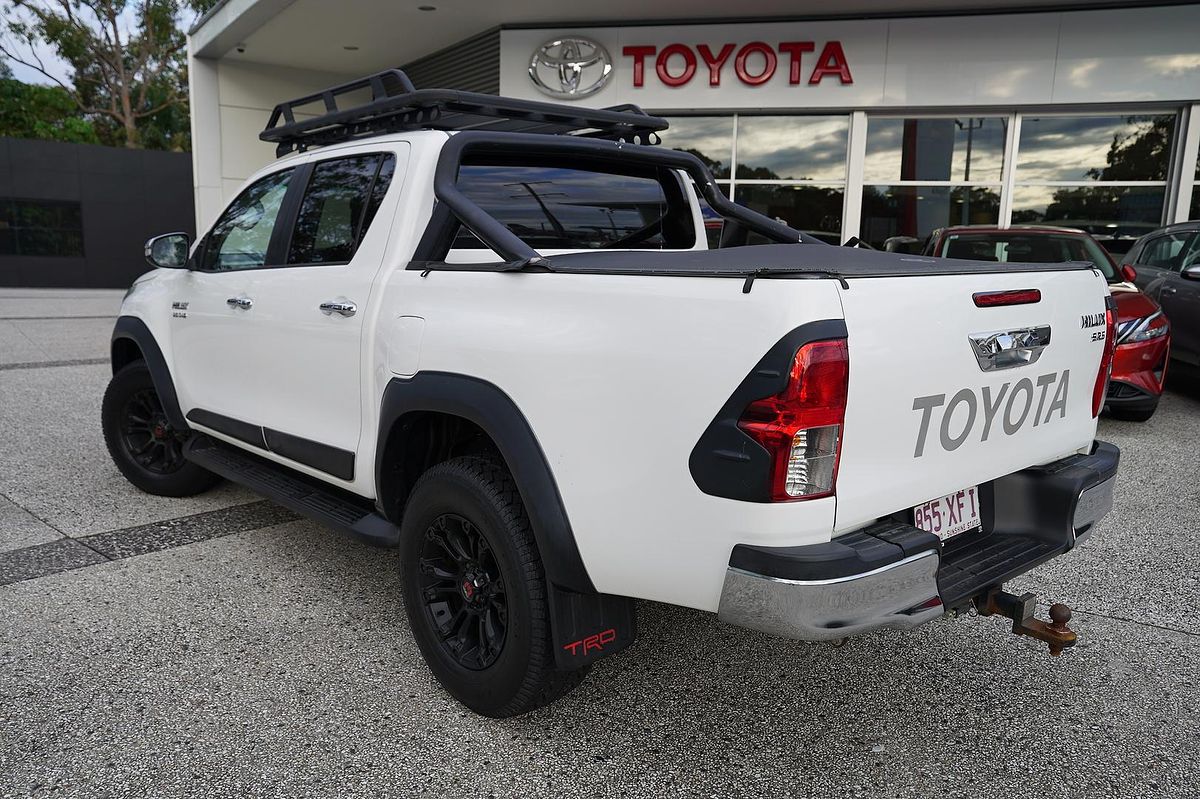 2017 Toyota Hilux 4x4 Hilux 4x4 SR5 2.8L T Diesel Automatic Double Cab