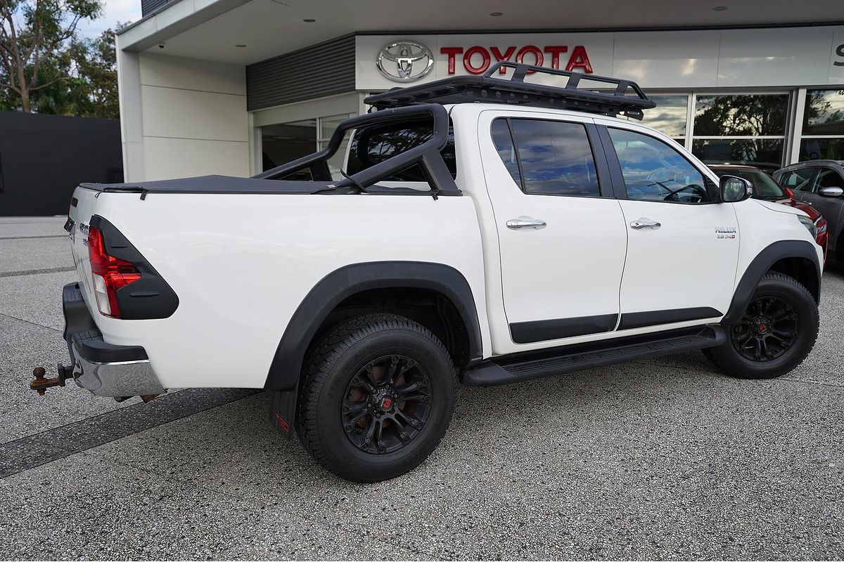 2017 Toyota Hilux 4x4 Hilux 4x4 SR5 2.8L T Diesel Automatic Double Cab