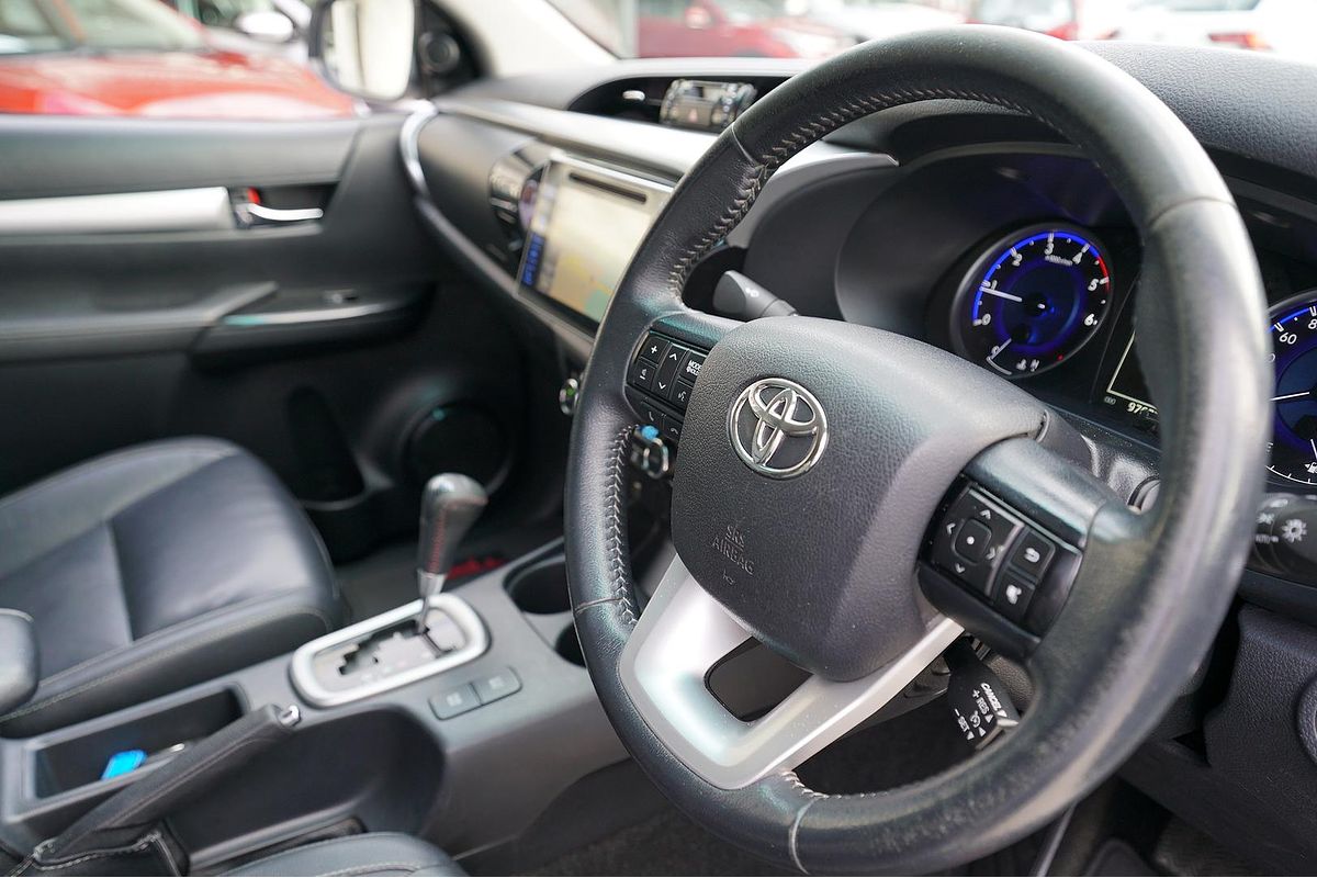 2017 Toyota Hilux 4x4 Hilux 4x4 SR5 2.8L T Diesel Automatic Double Cab