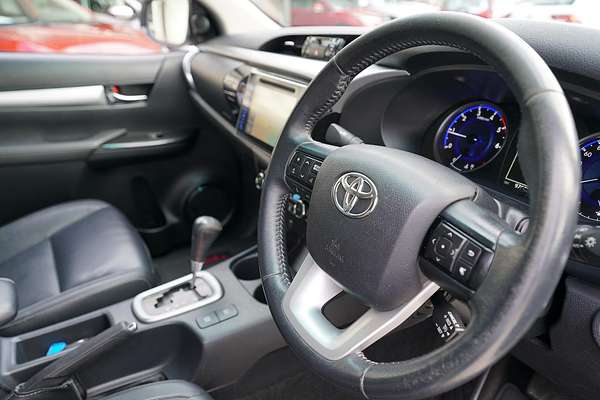 2017 Toyota Hilux 4x4 Hilux 4x4 SR5 2.8L T Diesel Automatic Double Cab