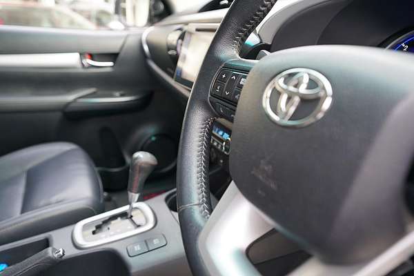 2017 Toyota Hilux 4x4 Hilux 4x4 SR5 2.8L T Diesel Automatic Double Cab