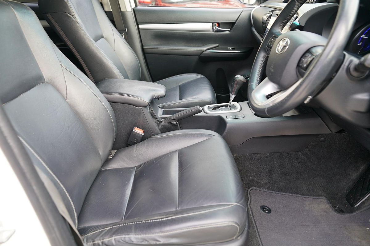 2017 Toyota Hilux 4x4 Hilux 4x4 SR5 2.8L T Diesel Automatic Double Cab