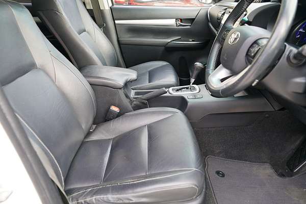 2017 Toyota Hilux 4x4 Hilux 4x4 SR5 2.8L T Diesel Automatic Double Cab