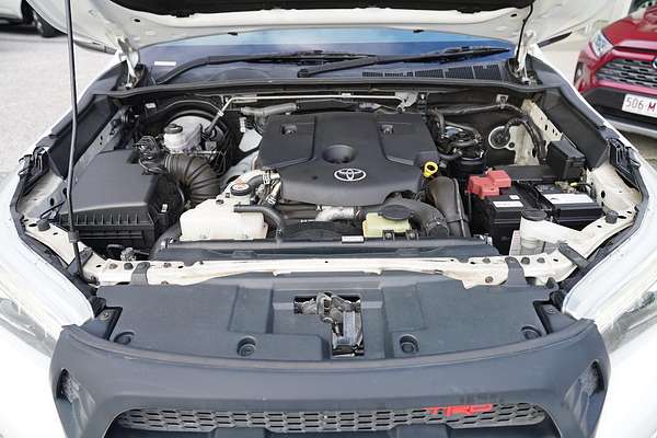 2017 Toyota Hilux 4x4 Hilux 4x4 SR5 2.8L T Diesel Automatic Double Cab