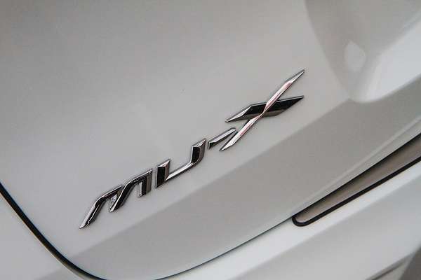2025 Isuzu MU-X LS-T