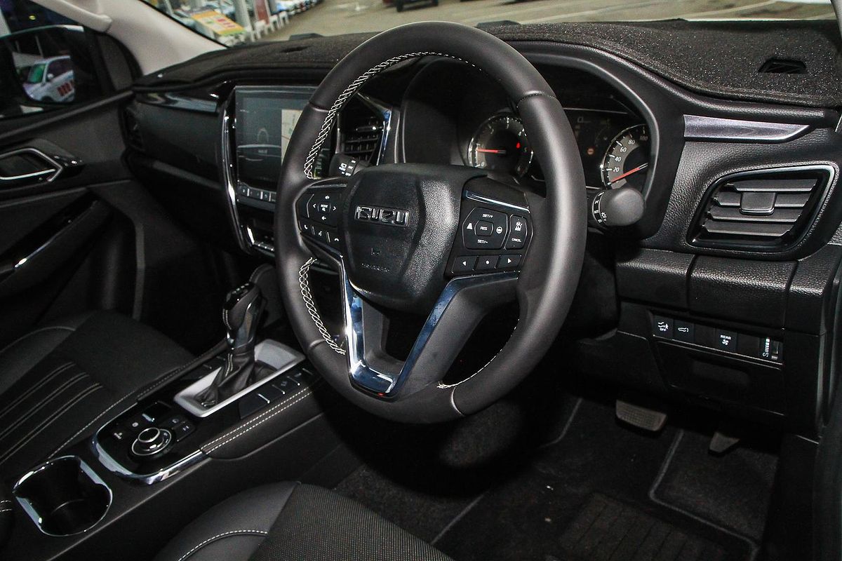 2025 Isuzu MU-X LS-T